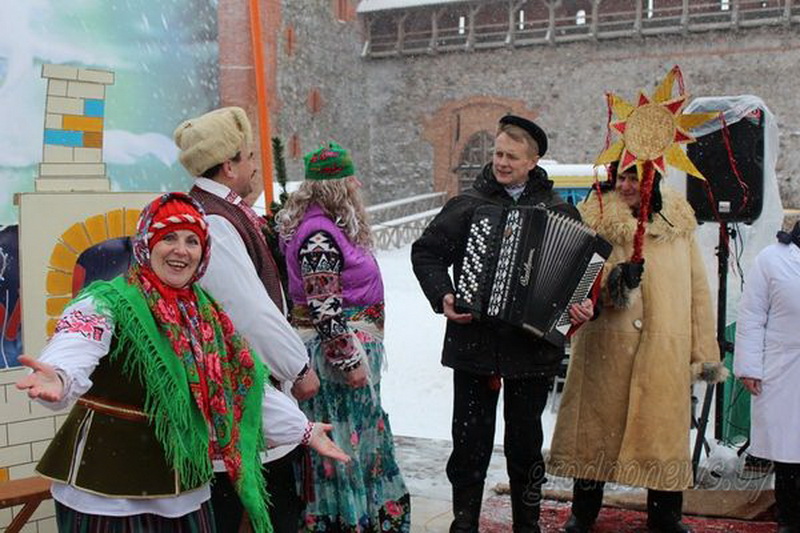 Стилизованый праздник Калядны фэст у Лідскім замку.jpg Стилизованый праздник Калядны фэст у Лідскім замку.jpg