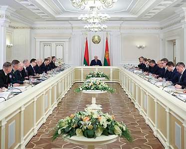 Мужской разговор в Витебске, злободневные темы, ливийский камбэк и громкий кинопроект. Итоги недели Президента Мужской разговор в Витебске, злободневные темы, ливийский камбэк и громкий кинопроект. Итоги недели Президента