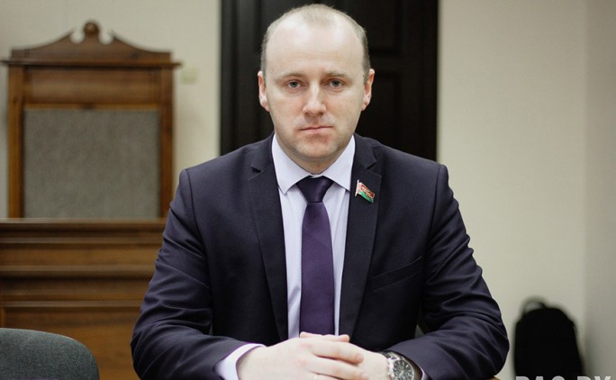 В интервью украинской журналистке Президент Беларуси в очередной раз призвал к мирному урегулированию конфликта между Россией и Украиной