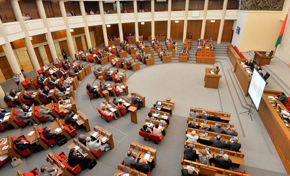 Профильные парламентские комиссии должны быть мощными дискуссионными площадками Профильные парламентские комиссии должны быть мощными дискуссионными площадками