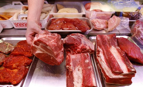 Меняется схема поставки мяса с личного подворья до места продажи