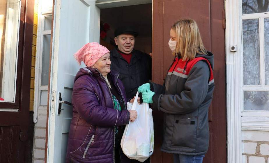 Внимание к пожилым людям должны проявить социальные службы, депутаты, волонтеры Внимание к пожилым людям должны проявить социальные службы, депутаты, волонтеры