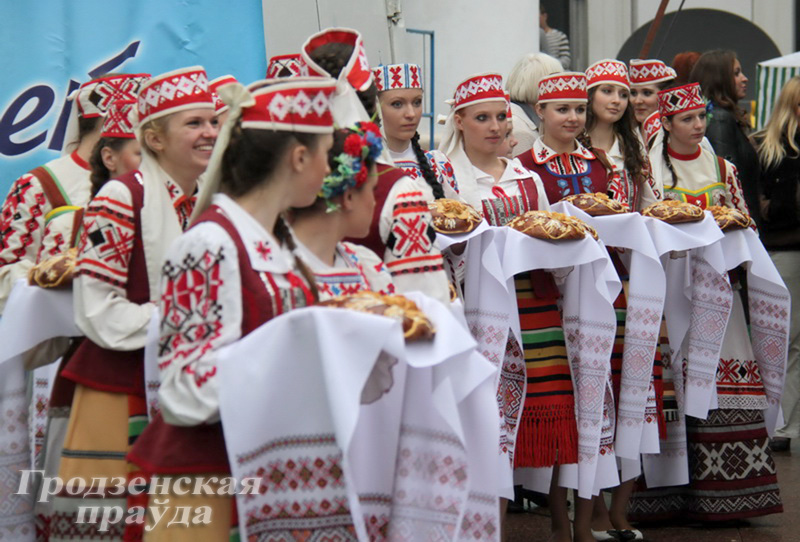 В Гродно прошел фестиваль национальных культур. Зачеты и недочеты В Гродно прошел фестиваль национальных культур. Зачеты и недочеты