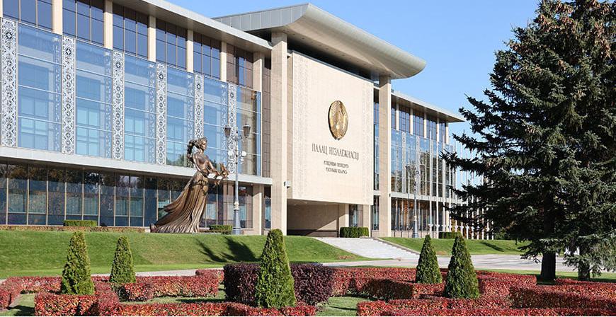 Александр Лукашенко принял верительные грамоты послов зарубежных стран Александр Лукашенко принял верительные грамоты послов зарубежных стран