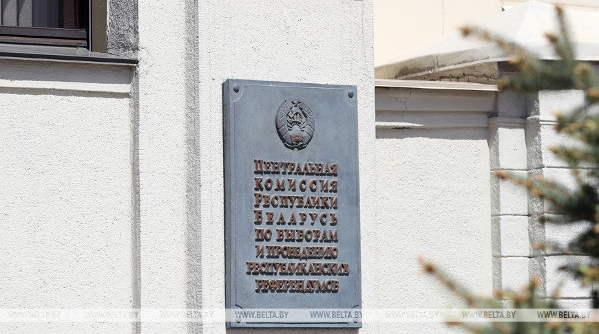 Пока одни сочиняют популистские лозунги, их ровесники-медики спасают жизни людей Пока одни сочиняют популистские лозунги, их ровесники-медики спасают жизни людей