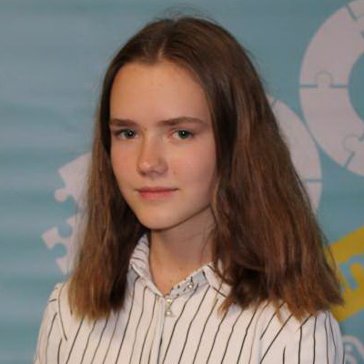 Полина Хлань