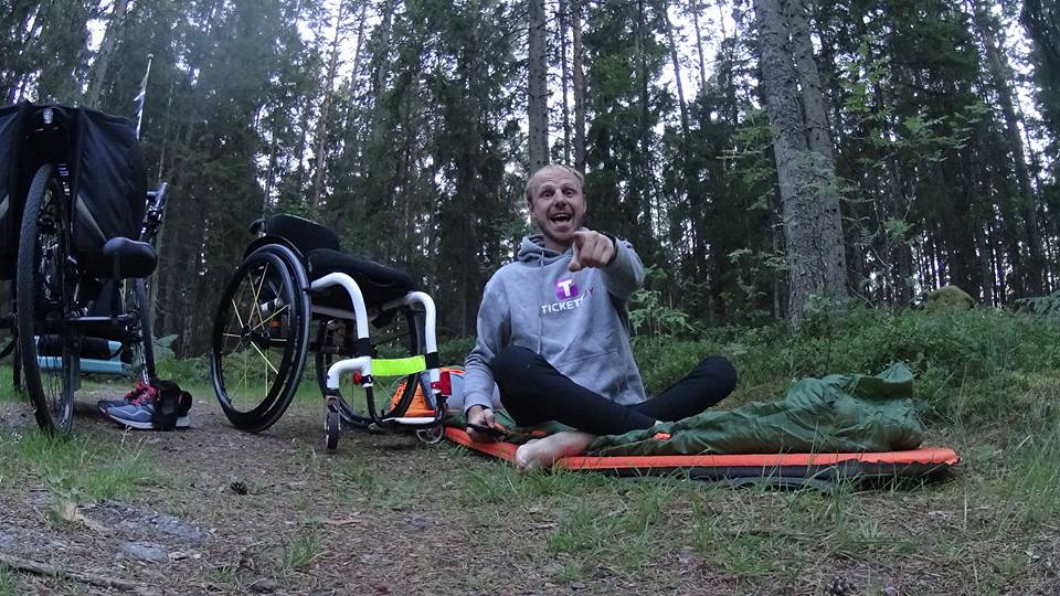 саша авдевич _путешествие на хендбайке (9).jpg