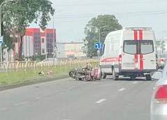 В Гродно мотоциклист не справился с управлением и попал в ДТП
