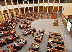 Профильные парламентские комиссии должны быть мощными дискуссионными площадками