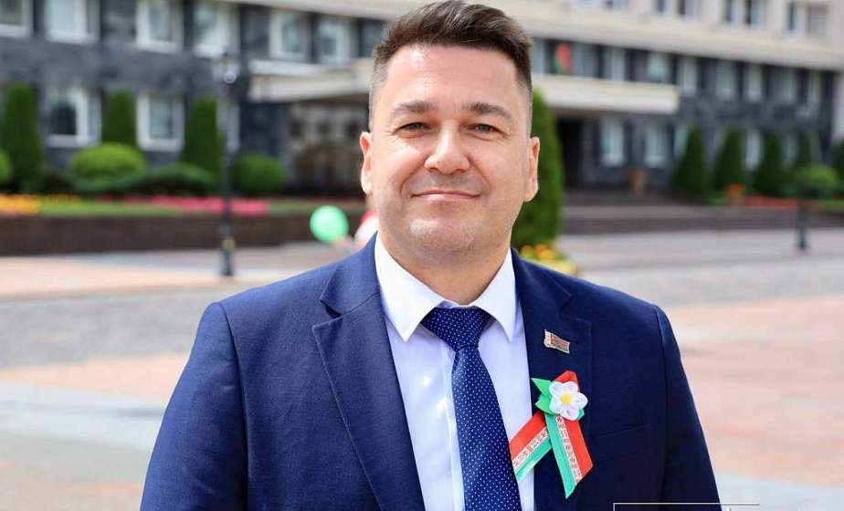 Мы гордимся своей историей и чтим память о тех, кто отдал свою жизнь за мирное небо над нашей родной Беларусью Мы гордимся своей историей и чтим память о тех, кто отдал свою жизнь за мирное небо над нашей родной Беларусью
