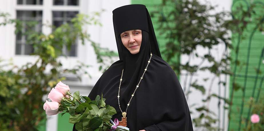 Благодаря мужеству и стойкости Президента и его команды удалось не только сохранить страну, но и сплотить людей