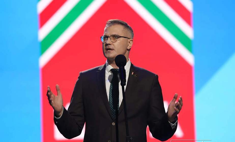 Суверенитет не измеряется обширностью территории. Это внутреннее чувство достоинства, гордости за свою страну Суверенитет не измеряется обширностью территории. Это внутреннее чувство достоинства, гордости за свою страну