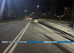 В Слониме 12-летняя девочка перебегала дорогу и попала под колеса авто