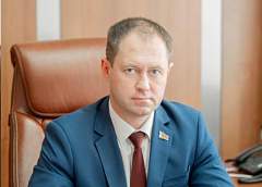 Прямую телефонную линию с жителями Гродненщины провел заместитель председателя облисполкома Андрей Болтрик