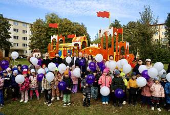 В Гродно открыли новый детский игровой комплекс «ЯСНА» – подарок от Гродненского филиала РУП «Белтелеком»