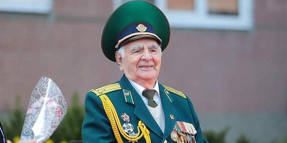 Бессмертное имя героя-пограничника